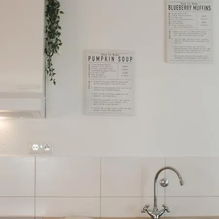 - Mit Smart Tv Und Parkplaetzen - Fuer Singles, Paare, Familien Und Gruppen * カッセル