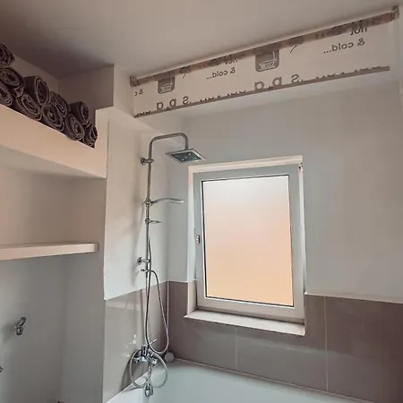 Appartement - Mit Smart Tv Und Parkplaetzen - Fuer Singles, Paare, Familien Und Gruppen