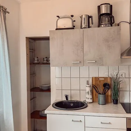 - Mit Smart Tv Und Parkplaetzen - Fuer Singles, Paare, Familien Und Gruppen Kassel