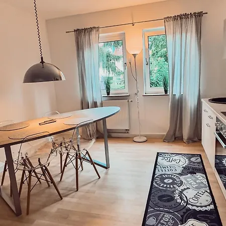 - Mit Smart Tv Und Parkplaetzen - Fuer Singles, Paare, Familien Und Gruppen * 카셀