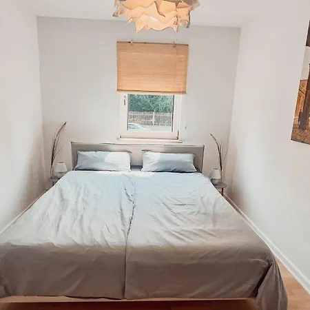 - Mit Smart Tv Und Parkplaetzen - Fuer Singles, Paare, Familien Und Gruppen *