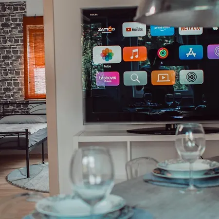 - Mit Smart Tv Und Parkplaetzen - Fuer Singles, Paare, Familien Und Gruppen