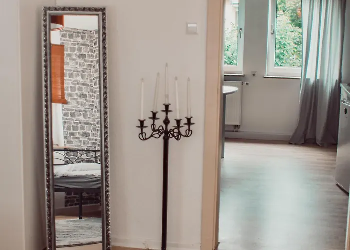 - Mit Smart Tv Und Parkplaetzen - Fuer Singles, Paare, Familien Und Gruppen דירה קאסל